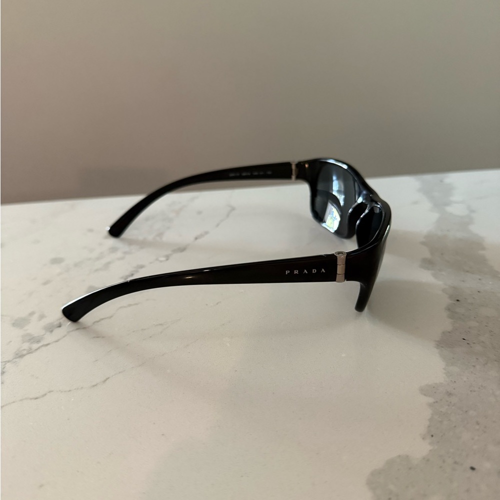 NWOT Prada Black Sunglasses with Case, Box & Authenticity Card - Picture 5 of 12